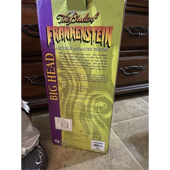 Universal Studios Monsters Bride of Frankenstein Vintage Animated Gemmy Big Head - Picture 5 of 16